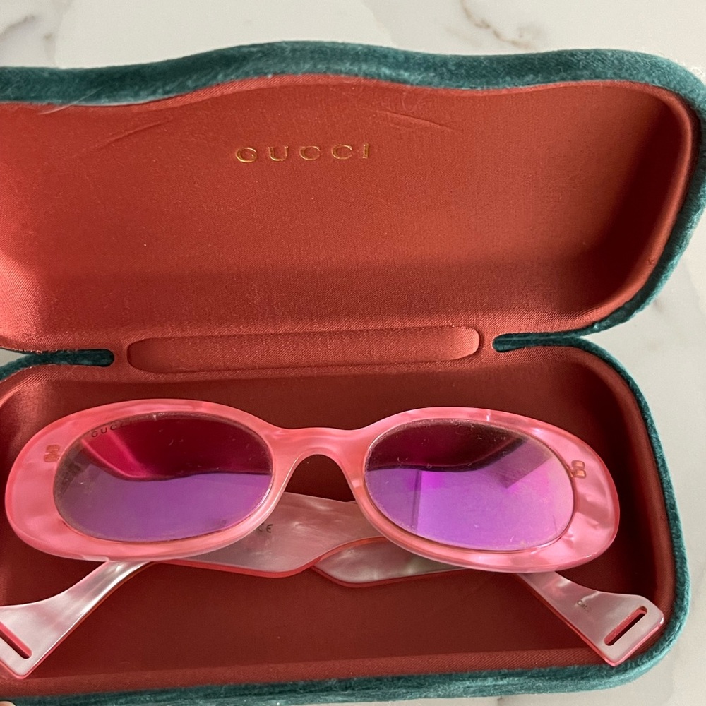 GUCCI pink oval sunglasses